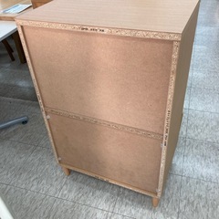 【ジモティー割引で最大15％OFF⭐️】 木目 チェスト4段の画像