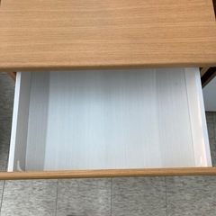 【ジモティー割引で最大15％OFF⭐️】 木目 チェスト4段の画像