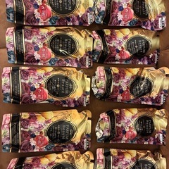 柔軟仕上げ剤 PARFUM Beaute パルファムボーテ フローラルムスキーの香り　つめかえ用　10個の画像