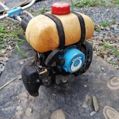 【機械工具】要整備　新ダイワ　刈払機　33.6cc　大排気量　かろーねの画像