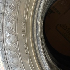 タイヤ4本の画像