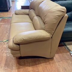【愛品館 市原店】関家具｜スイート｜合皮張り｜3人掛けハイバックソファの画像