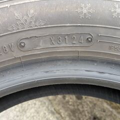 早い者勝ち２０２４年ダンロップ製冬タイヤ工賃込み１５５／６５Ｒ１４　４本セットの画像