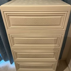 プラスチック製収納ケースの画像