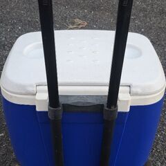 お早めにm(_ _)mクーラボックスの画像