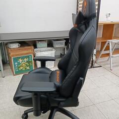 【ジモティー割引で最大15％OFF⭐️】COUGAR　ARMOR　ゲーミングチェアの画像
