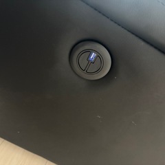 電動リクライニングソファー黒レザーの画像