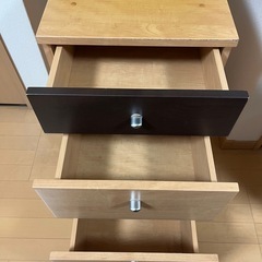 キャビネット　8月29日迄お取引は半額の500円で！！OKの画像