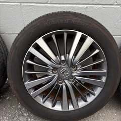 215/55R17 タイヤ4本セットの画像