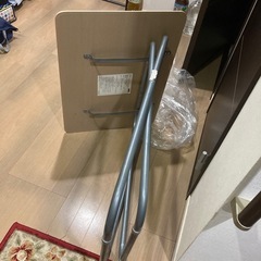 美品　折りたたみ　小型テーブルの画像