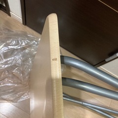 美品　折りたたみ　小型テーブルの画像