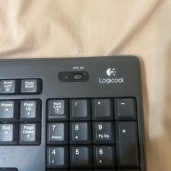 Logicool ワイヤレスキーボード グレー 黒
の画像