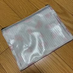 スイカ柄のなんでもいれの画像