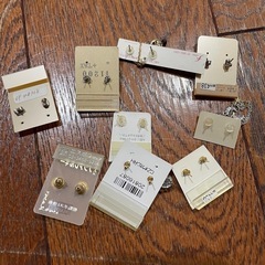 ピアス　家庭保管新品の画像