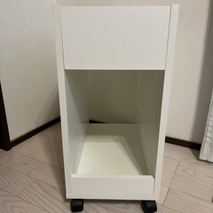 パソコン台の画像