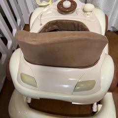 KATOJIベビー歩行器の画像