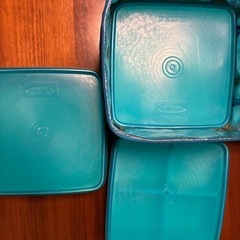 お弁当箱の画像