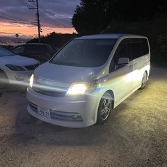 セレナ c25 ライダー　白の画像