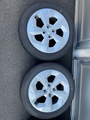 スイフト　MX 純正ホイールと
タイヤ