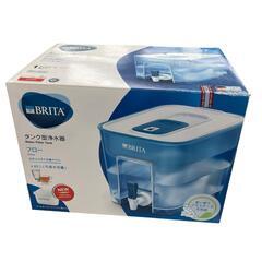 186000 現状品 BRITA ブリタ タンク型浄水器 フロー(Flow) 注ぎ口付き大容量モデル ろ過水容量:4.85L KBFLCB1P  [1000025422749]の画像