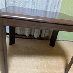 1〜2人用テーブルの画像