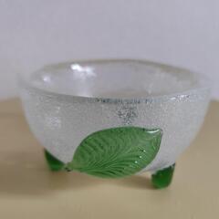 ガラス細工　小皿　脚付き　手造り　新品の画像