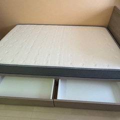 【使用期間短い！】ニトリ セミダブルベッドフレーム＋マットレスの画像