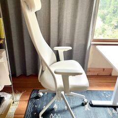 IKEA JÄRVFJÄLLET イェルヴフェレット チェア アームレスト付きの画像