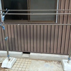 お取引中です無料⭐︎物干し竿、物干し台の画像