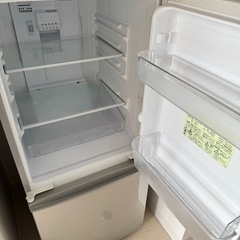 【8/30AM引取限定】SHARP 一人暮らし用冷蔵庫 137Lの画像