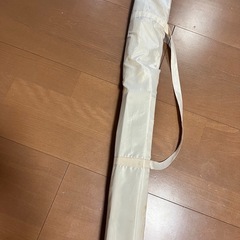 【新品、未使用】パラソル　ベージュ　折りたたみの画像
