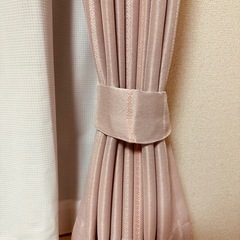  【美品】ニトリ遮光カーテン100×135の画像