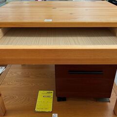 ✨️ジモティー割引✨️【ジャングルジャングル堺初芝店】　無印良品　木製デスク　幅(W)860mm × 奥行(D)580mm × 高さ(H)700mm　堺市（東区　西区　北区　南区　堺区　美原区）高石市　泉大津市　忠岡町　和泉市　松原市　大阪狭山市の画像