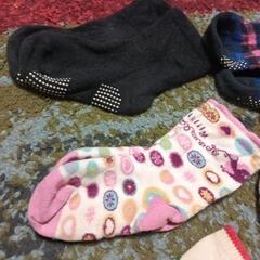 まとめて幼児用靴下☆中古品ですので汚れ、毛玉、使用感ございますの画像
