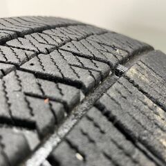 BS BRIDGESTONE BLIZZAK VRX2 185/60R15 15インチ スタッドレス 4本 23～24年製 カローラアクシオ カローラフィールダー ヤリス等 (STJ014)の画像
