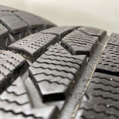 DUNLOP WINTER MAXX WM02 185/65R15 15インチ スタッドレス 4本 24年製 バリ溝 シエンタ プレミオ デミオ ティーダ アリオン等　(STJ013)の画像