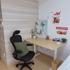 イケア べカント 昇降式　デスクの画像