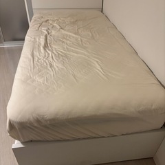 シングルベッド(マットレス付き)の画像