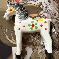 ポーランド伝統 木製ハンドペイント馬の玩具の画像