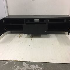  24934  木製テレビ台　幅180cm　テレビボード　リビングボード IKEA   ◆大阪市内・東大阪市他 6,000円以上ご購入で無料配達いたします！◆ ※高槻・枚方方面◆西宮・尼崎方面◆生駒方面　それぞれ条件付き無料配送あり！            の画像