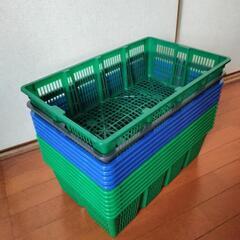 野菜カゴ14個まとめて300円！の画像