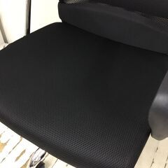  24931  キャスター付き昇降オフィスチェア　デスクチェア    ◆大阪市内・東大阪市他 6,000円以上ご購入で無料配達いたします！◆ ※高槻・枚方方面◆西宮・尼崎方面◆生駒方面　それぞれ条件付き無料配送あり！            の画像