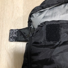 寝袋　シュラフ　ブラックの画像
