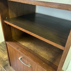 木製アンティークの棚（元々はレコードの棚）の画像