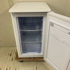  24928  1D冷凍庫 IRIS OHYAMA 2023年製 60L ◆大阪市内・東大阪市他 6,000円以上ご購入で無料配達いたします！◆ ※高槻・枚方方面◆西宮・尼崎方面◆生駒方面　それぞれ条件付き無料配送あり！            の画像