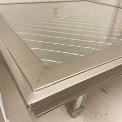  24923  4人掛けガラス天板ダイニングテーブル 椅子4脚セット    ◆大阪市内・東大阪市他 6,000円以上ご購入で無料配達いたします！◆ ※高槻・枚方方面◆西宮・尼崎方面◆生駒方面　それぞれ条件付き無料配送あり！            の画像