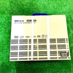 ♦️新品未使用保管品♦️Wizz 10.1インチポータブルDVDプレーヤー DPD-SJ102の画像
