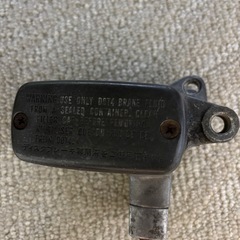 ジャンク品　VTWINマグナ マスターシリンダーの画像