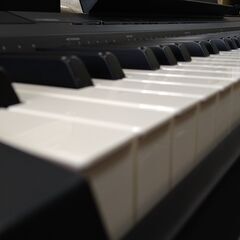 電子ピアノ YAMAHA ヤマハ P-105B (スタンド/ペダル付) 2014製 動作品の画像