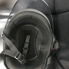 ヤールーヘルメットの画像